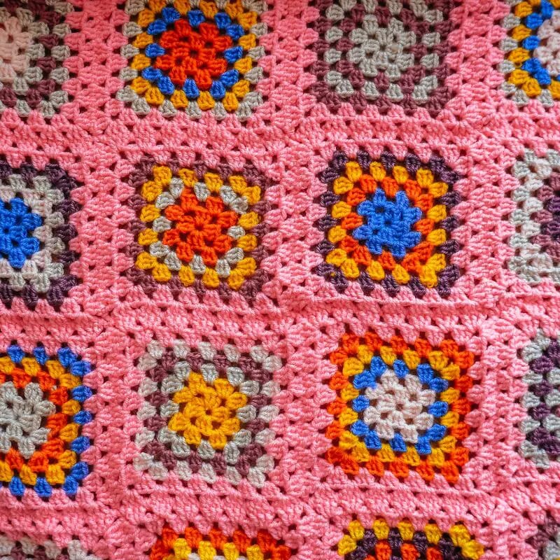 Learn How Many Granny Squares To Make A Blanket - Cotton & Cloud