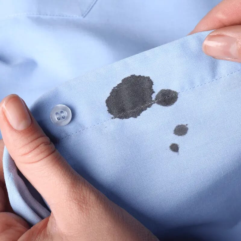 blue stains on clothes after washing