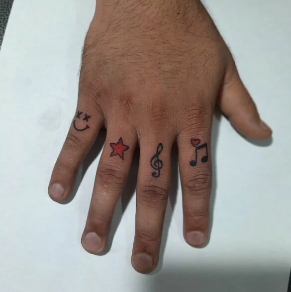 51 Tiny Finger Tattoo Ideas for Subtle Style Statements - Psycho Tats