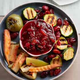 Perfect Cranberry Apple Sauce Recipe With Saucy Delights