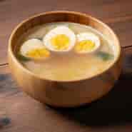 10-Minutes Egg Drop Soup - A Delicate Chinese Cuisine For Your Day