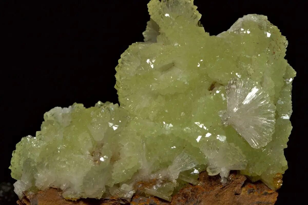 Give The Green Light - A Guide To Light Green Crystals